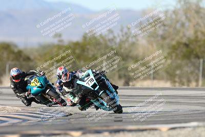 media/Dec-07-2025-CVMA (Sun) [[3e7d2de5dc]]/Race 12- Formula 40 MW and LW/